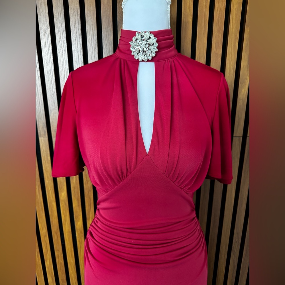 Cinq à Sept Fuchsia Midi Dress - Picture 9 of 13